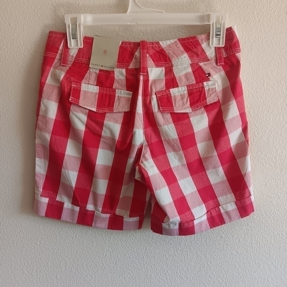 NWT Women's Tomy Hilfiger checkered shorts size 0 - Picture 2 of 6